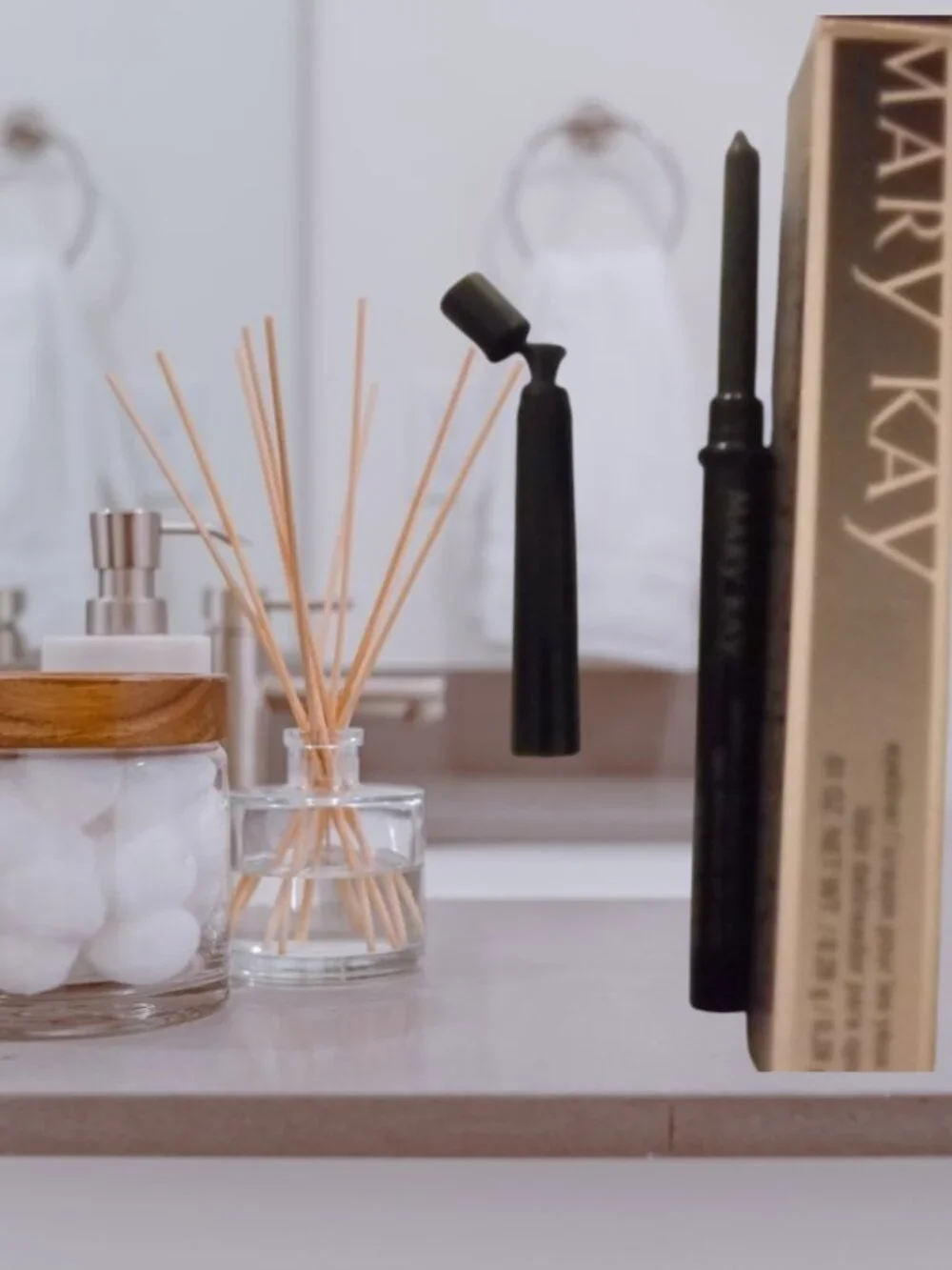 Mary Kay Black Noir Twist-Up Eyeliner Pencil  ✨NIB✨